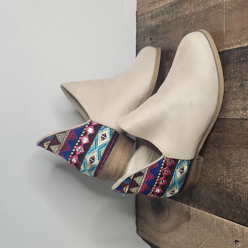 Wild G Suede Boho Western Chealsea Booties 6